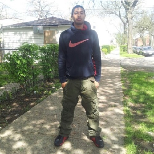 DJ_trustnone27's profile picture. 