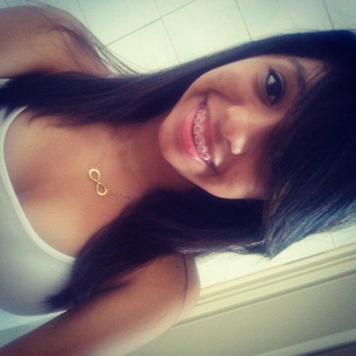 Instagram: _karollyne