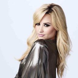 Compte source Français sur la belle Demi Lovato, ici : news, photo, etc sur Demi !