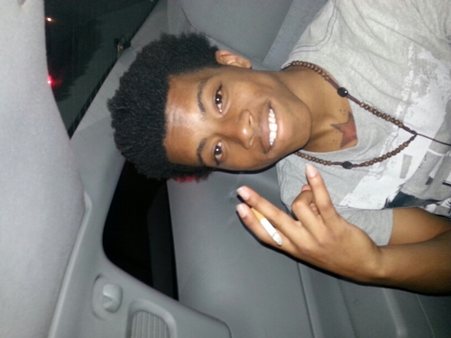 Red Soldier #BLATT . Ima Pothead/Alcoholic #TurnTheFuckUp V.I St Croix. #PuertoRicanandBlack Ima A young wild nigga Follow me !