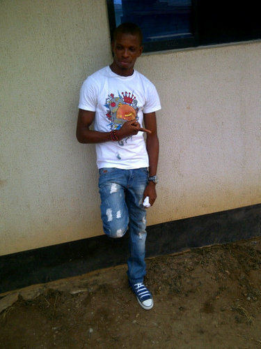 Juz a simple guy don't luk down on anybody,coz dat person might still cme n help u bak