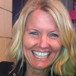 lizzienaughton's profile picture. 