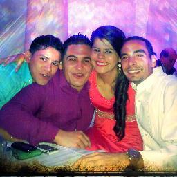 el tiempo no cura, simplemente  borra los malos recuerdos!