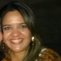 Sou uma pessoa que procura ser verdadeira e intensa no meu viver...Psicóloga Clinica e amo minha profissão!!