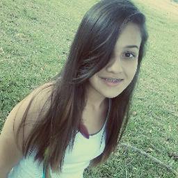 Sabe lá quem vai.. nesse leva-e-traz, ser feliz ao te dizer te amo