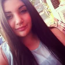 Kiara Şahin // Turkse afkomst // 15 jaar // RIP: mijn lieve zusje Azize  ♥ // @TessLongo // Paardrijden // Paardje: Redoo