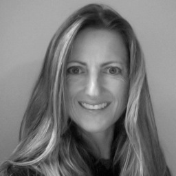 Public relations professional & writer. Sailor, cancer survivor (get your colonoscopies people!) & mom to 2 amazing boys who actually like me...sometimes.