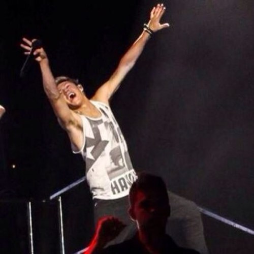 GO FOLLOW @ThrustWithMalik bc THIS IS A FREE FOLLOW AND BC U CAN OK OK FOLLOW @THRUSTWITHMALIK TYSM