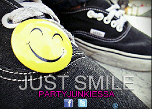 Ma personality's more than 160 characters ...Fow more info abuh myself~PIN:279E9F8E☺*Ceegoh La Juice*☺ #JUSTSMILECAMPAIGN
