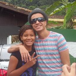 Minha vida se resume a Restart !!Amo , sertanejo , skim board , ee musica !! qeer , saber mais segue , aeew !!