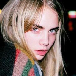 Sabiduría, por eso soy tan lista. Ser rubia no me hace tonta.