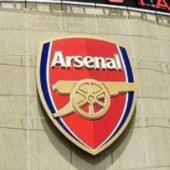 Hey , i'm a young youtuber who likes making FIFA Ultimate Team and Call Of Duty videos daily ! Check em out  http://t.co/dBQo9Wu7dx  I reply to all my subs! SUB