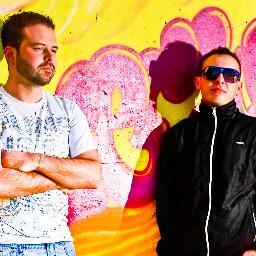 DIRTY DOCTORS é o projeto formado em 2012 pelos DJs Alex Moore e Jonny Hunter.