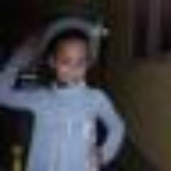 sou rayssa já fiz varios twitters me segue gentee