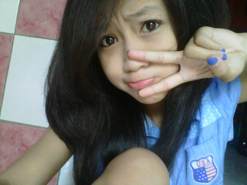 Ades Nugroho♥