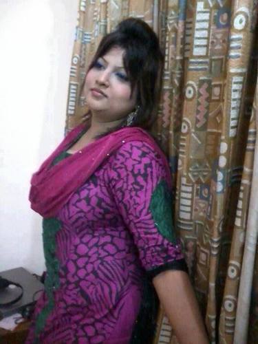 Only One Word I am hot And Sexy, 42 years Old Women,