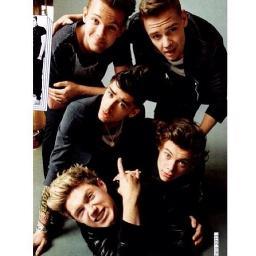 UnOfficial fanbase of @zaynmalik & 1D :) enjoy our updates :) CP: @ulfa_amelia & @violaastyles