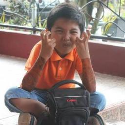 aku bukan anak stending aku orang nya sopann :)