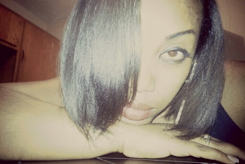 IG:QUEENHOLIDAY♥ ♥@Kyle_JE♥ @daedge♥ FOLLOWED ME 1/9/13♥ #JEJEWEL #MUZIKKZONE #TFK★ #GNation★ #SAGITTARIUS♥
