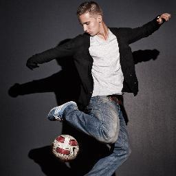 Freestyle voetballer | Shows | Workshops | Commercials | http://t.co/PnJ0mYK7p5