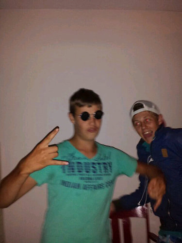 thuis #oosterzee #hardcore music #love it #chillings