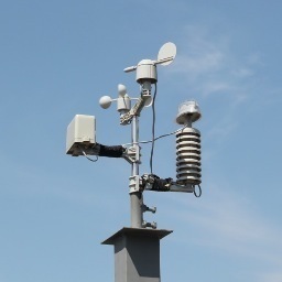 Hourly weather from LIVE weather station in Odessa/Ukraine. Powered by Raspberry Pi.