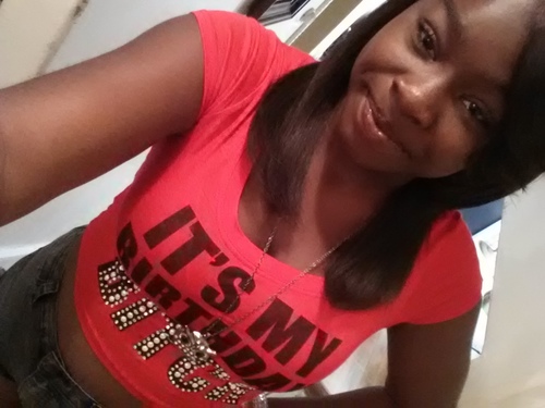 I Dont Fuck With Many I Stay Solo Smoke Gud Dope Iam Off Dat But If Yhu Larkin Follow A Thug  :)