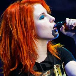 Hayley Williams ' #AMOOO