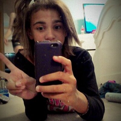 Profile Picture of Cora Perry (@cora123457) on Twitter
