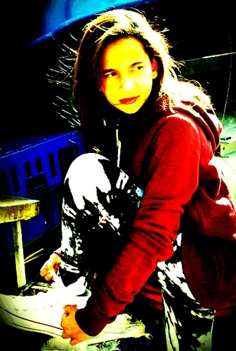 My name is Courtney Lodewyk, I love Justin Bieber, Music, My Fone, Fast Cars ♥ .