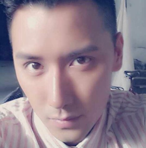 daen0113's profile picture. 我是中国的明星！