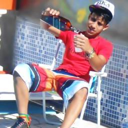 poneys2's profile picture. 