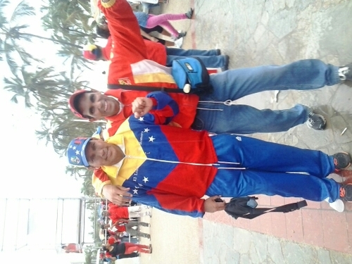 Nacionalista. Socialista. Revolucionario.   Padre de 10 hijos. q son mi gran orgullo.    «chavista radical 100%»       Guanta. Venezuela