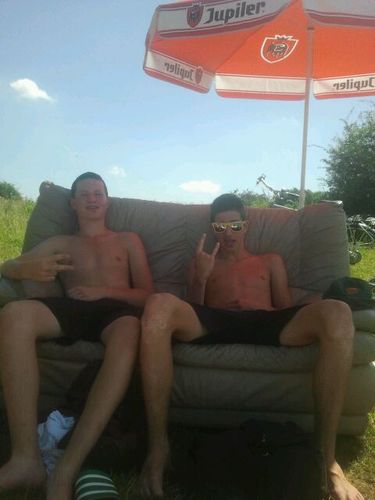 15/NSG/H3D/voetbal/muziek/hardstyle/vrienden/Ooij/Nijmegen//Honger