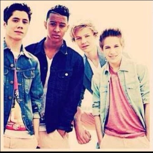 Since 12/03/13 ♥ Beheerdsters; @kirstenwalraven 'nd @CtjexLientjuh ♥ Dreaming about them everyday; NilsDaanReinOwen