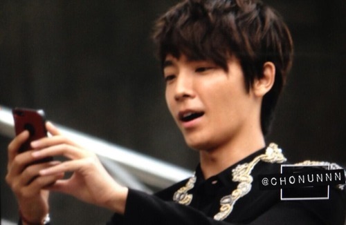 ขอบคุณ เราจะเดินไปอย่างช้าๆพร้อมกัน.