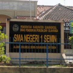 SMA NEGERI 1 SEMIN | We are Family | No one which impossible in the world. Just five word : If We Want We Can | GOOD LUCK