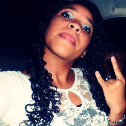 Gente invejosa eu derrubo com um sorriso.' https://t.co/h3HHg13tJN

http://t.co/Q8jW0w14kS