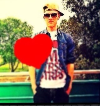 fan account over @milanknol. 
beste youtuber ever ! 
#dagelijkshaadee
#ditismilan