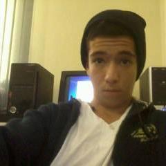 I'm Matthew, I'm addicted to football and rock, and I live in a corner of Brazil.