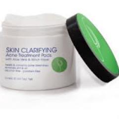 Pads de limpieza facial, especialistas 
                        en acne