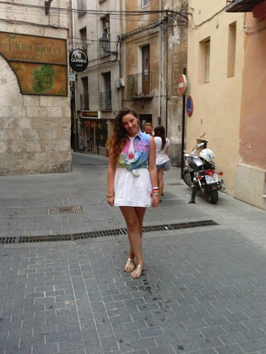 BertaGregorio's profile picture. Jugadora de baloncesto y estudiante de ADE en el grupo ARA de la UJI. No existe un gran genio sin un toque de locura ;)