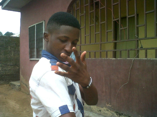 Foll0w mE aNd I wIll FollOw U..... BB pin: 7C560DAA..... FB: Kalu lilsaint Daniel..... Don'T seNd d MoTher FuckErs..... Am Lilsaint