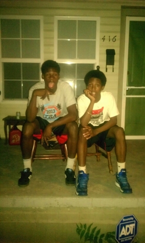 im committed to kentucky  my role model is my brother @ijump_tomuch and of curse follow me and imma follow back,♥