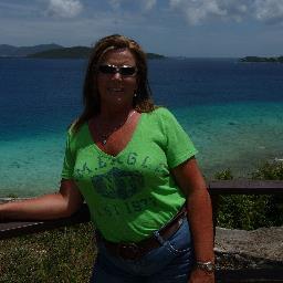 takemetohawaii's profile picture. Loves the Ocean, Sun and the Sand, and country music - Kenny Chesney is my favorite
