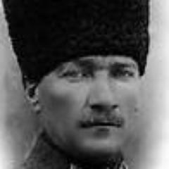 Ölümsüzlük 10.Kasım.1938 de bir Türk tarafından bulundu. Yaşa Mustafa Kemal Paşa Yaşa ❤❤❤
