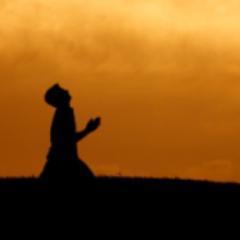 Be part of this eternal chain of prayers! Visit http://t.co/0J58PdZjU2 and tweet the next verse of the New Testament (Spanish version) to your followers!