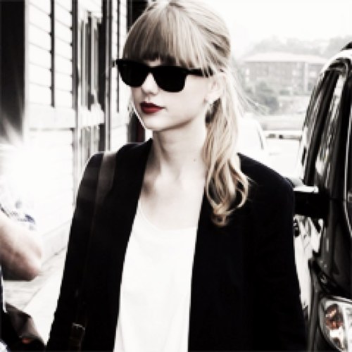 Free follow from @tswiftcandle