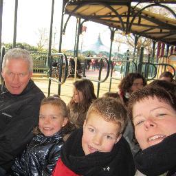 Ben sinds 1990 samen met Leo, we hebben 2 kids: Mick (2002) en Lian (2005).