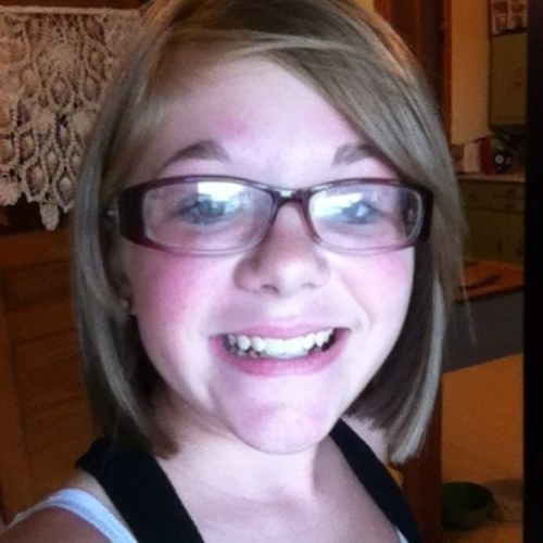 I am a Christian. I like turtles! I will love you if you follow me!!! Thanks!!!